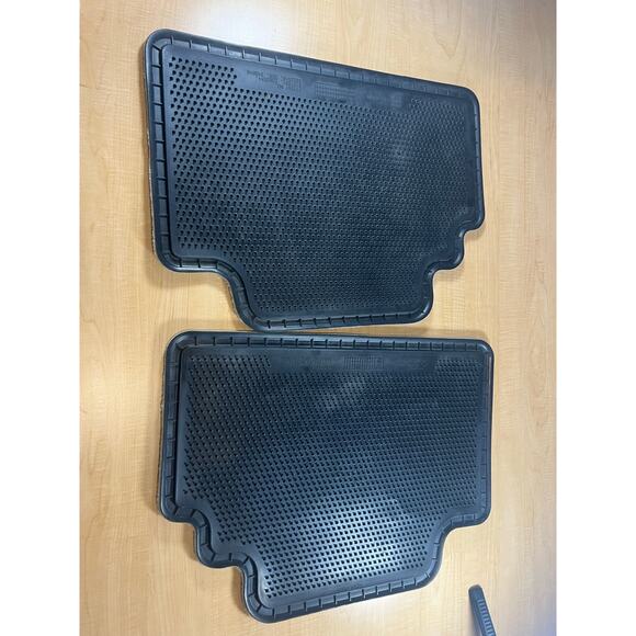 Toyota Highlander Floor Matts Fits Years 2000 2001 2002 Carpet Floor Mats - Picture 3 of 4